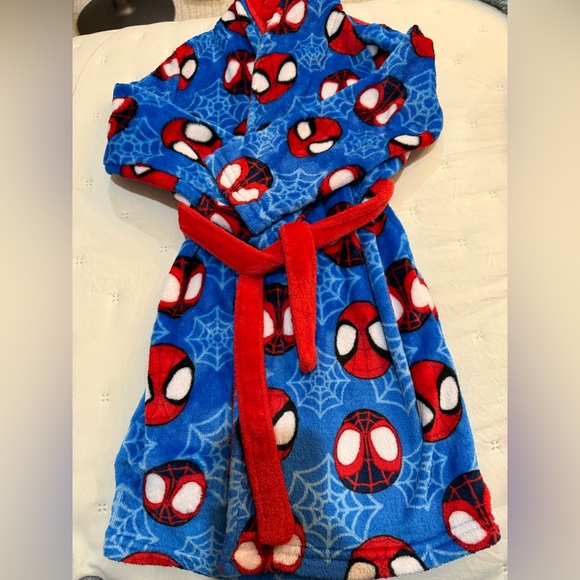 Marvel Other - Marvel Spiderman Kids Robe Size 4T